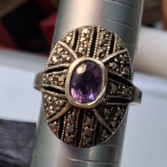 Vintage and unique Amythest And Marcasite Sterling two Rings stamped 925 - Picture 9 of 16